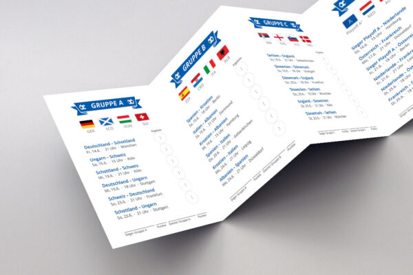 Pocketplaner als Werbeartikel zur EM 2024 mit dem Spieplan Flag in blau